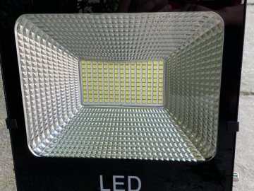 Đèn pha led 100w