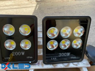 Đèn pha cốc 200w